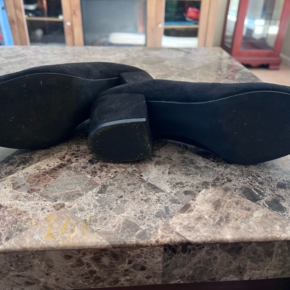 Elegant Black Women's Mules - Picture 3 of 3